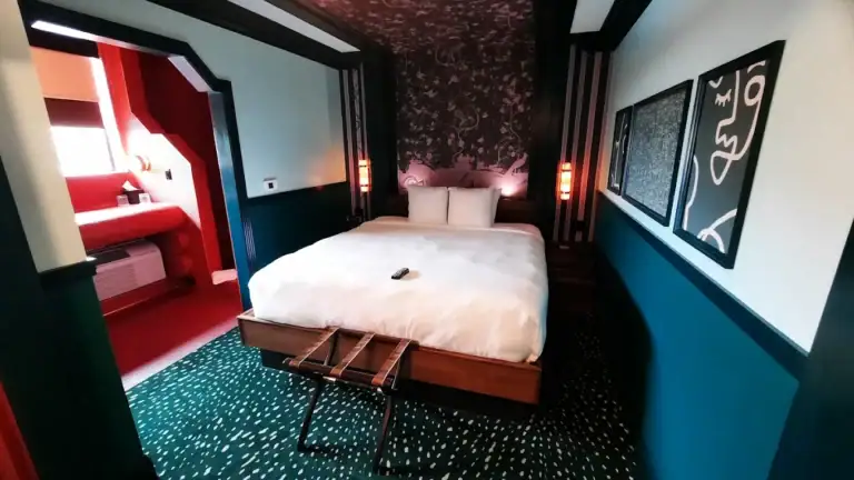 Hotel Herringbone